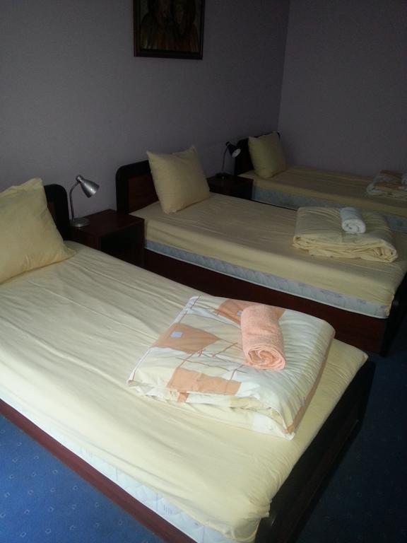 Hotel Car สเมเดเรโว ภายนอก รูปภาพ